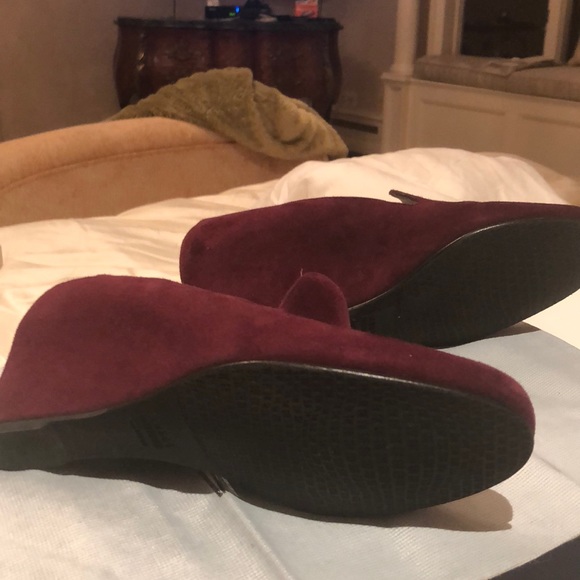 Stuart Weitzman Arise Burgundy Loafers - Picture 3 of 4